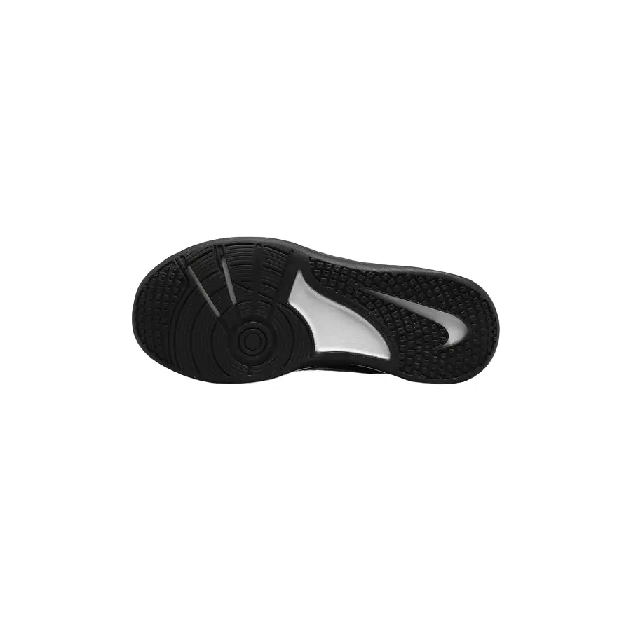 Детские кроссовки Nike Omni Multi-Court Black/White