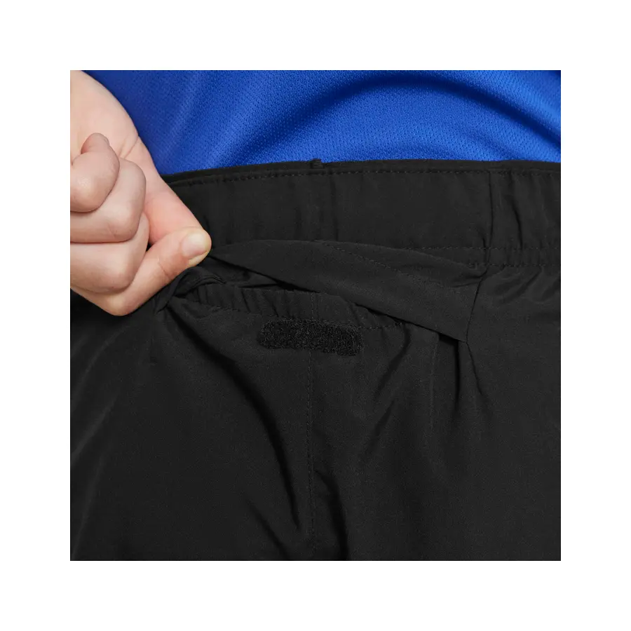 Юниорские шорты Nike Dri-FIT Challenger Training Black