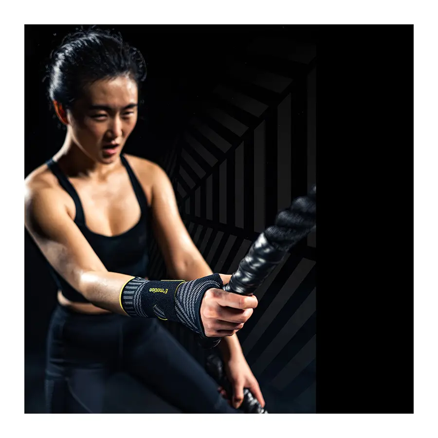 Бандаж лучезапястный MANUMED ACTIVE E+motion 3.0 (на правую руку)