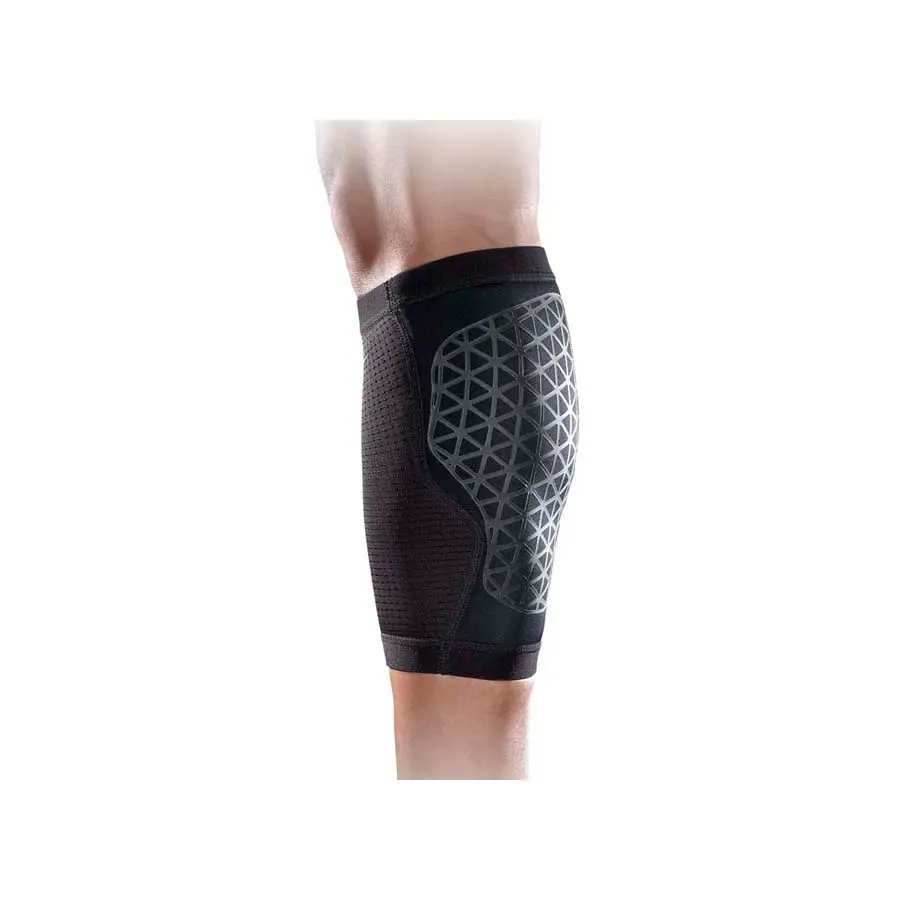 Суппорт икроножной мышцы Nike Pro Combat Calf Sleeve Black